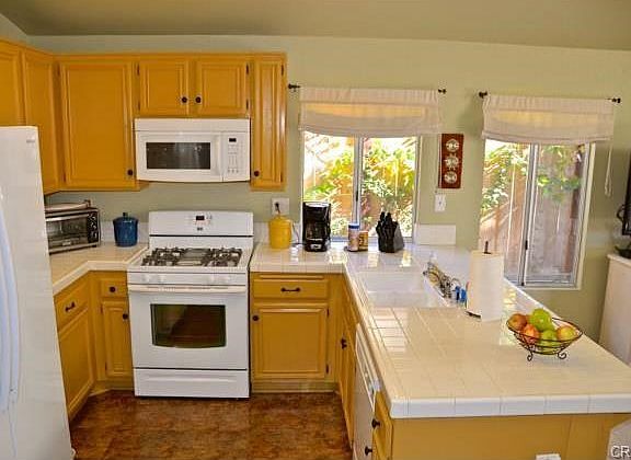 3rd image of 40074 Palma Vista St