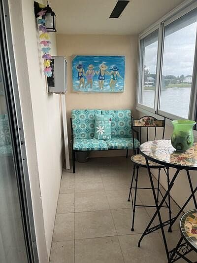 1st image of 50 Berkshire B #50