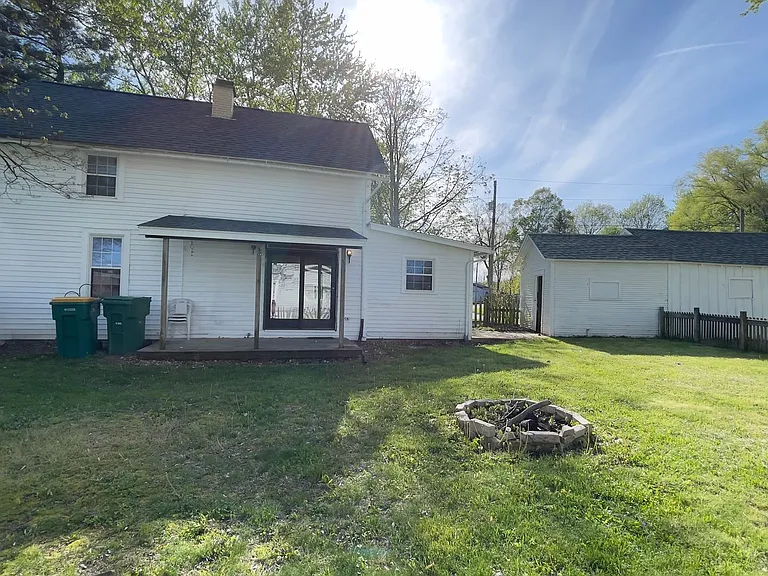 101 High School Ave — Photo 17