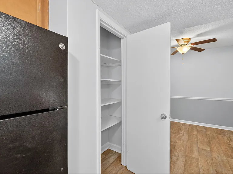 The Landing Townhomes — Photo 34