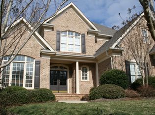 9330 Whispering Wind Dr, Charlotte, NC 28277