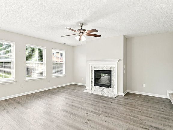 5th image of 2120 Speedwell Ct