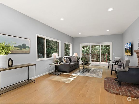5th image of 1707 196th Avenue SE