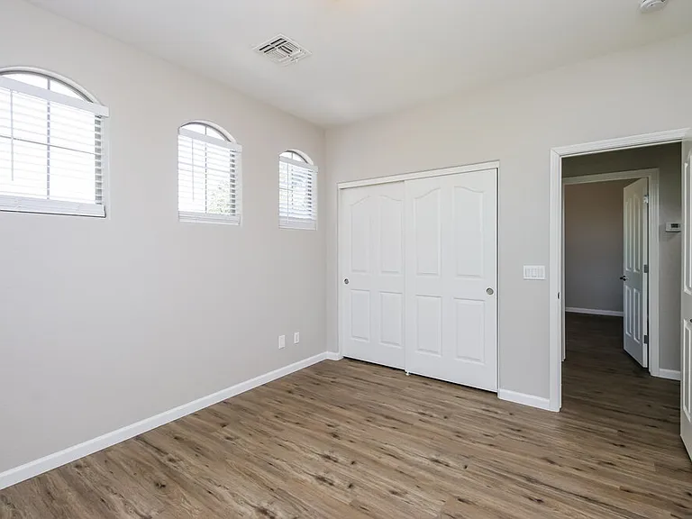 4091 E Carriage Way — Photo 11