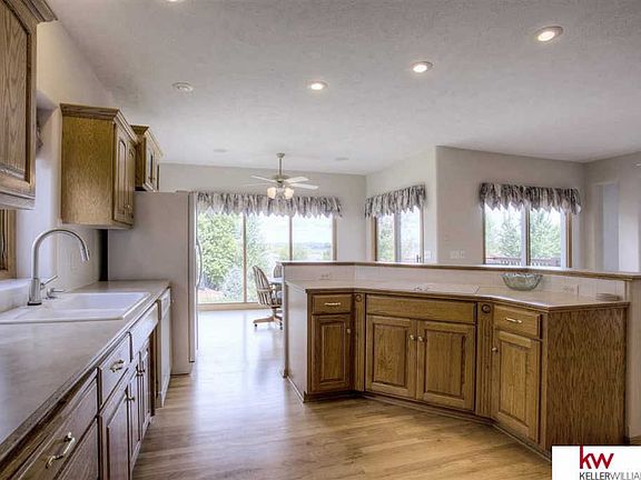 3rd image of 1808 Aberdeen Dr