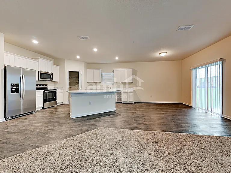 4403 Warm Springs Way — Photo 6