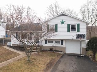 109 Stonybrook Rd, Waterbury, CT 06705