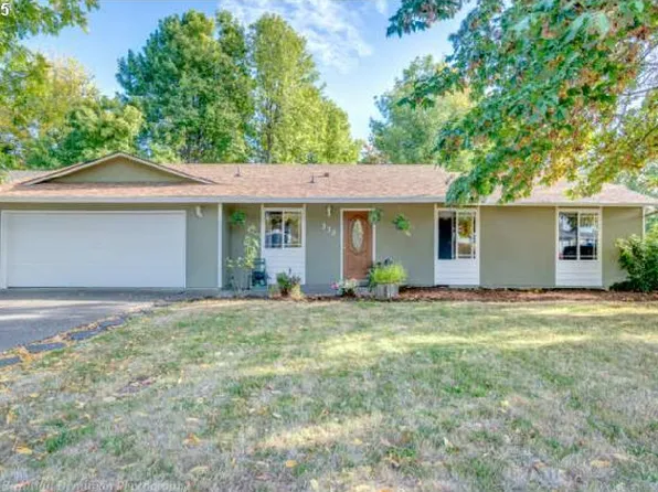 332 S Tarrybrooke Dr, Cornelius, OR 97113