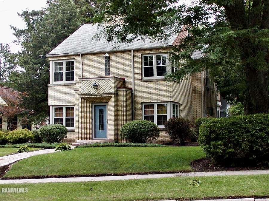 1st image of 1351 W Lincoln Blvd