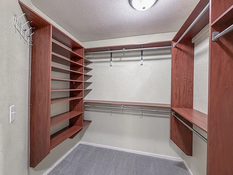 3025 Scenic Valley Way — Photo 13