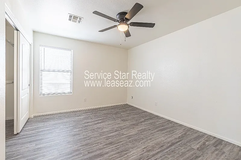 4 bed, 2.0 bath, 2270 sqft, $2,198 — Photo 2