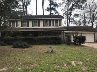 10228 Woodhollow Dr, Conroe, TX 77385