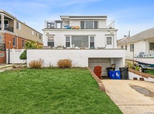 224 W Bay Dr, Long Beach, NY 11561