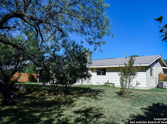 3rd image of 5126 Sierra Madre Dr