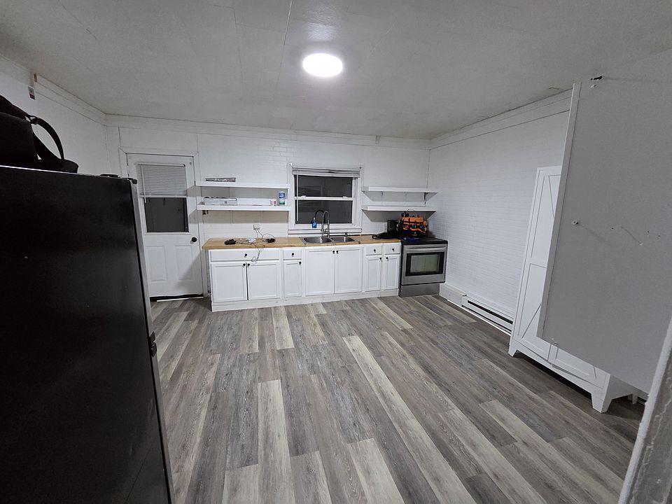 1st image of 119 Prospect St