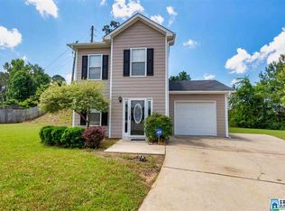 425 Meriweather Ln, Calera, AL 35040