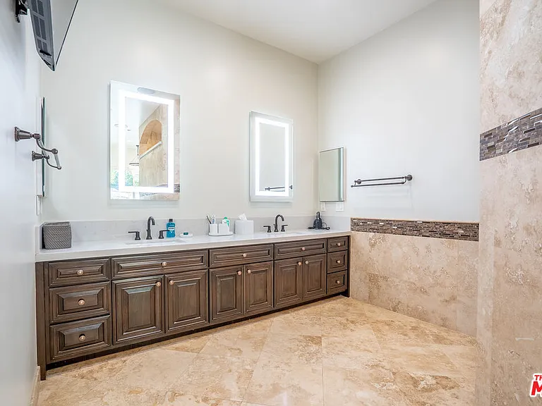 2510 Belleview Rd — Photo 46