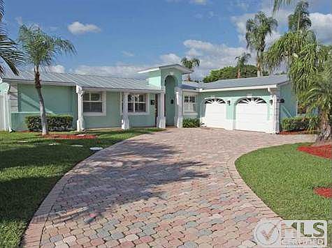 1st image of 724 Jacana Way