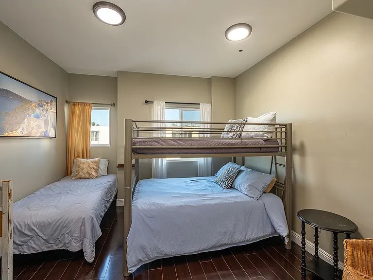4741 Point Loma Ave #201 — Photo 42