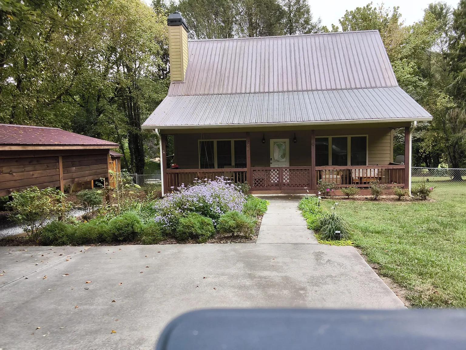 3 bed, 1667 sqft, $2,500 — Photo 2