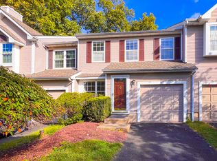 34 Tamarack Ct, Newtown, PA 18940