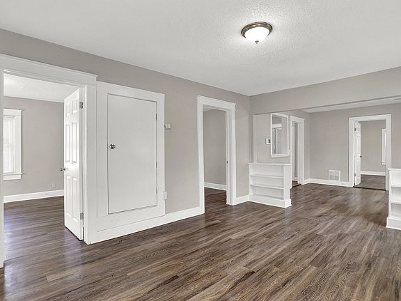 2nd image of 852 N Holmes St
