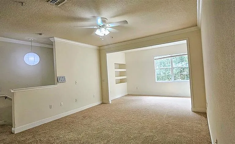 200 Southern Pecan Cir #203 — Photo 5