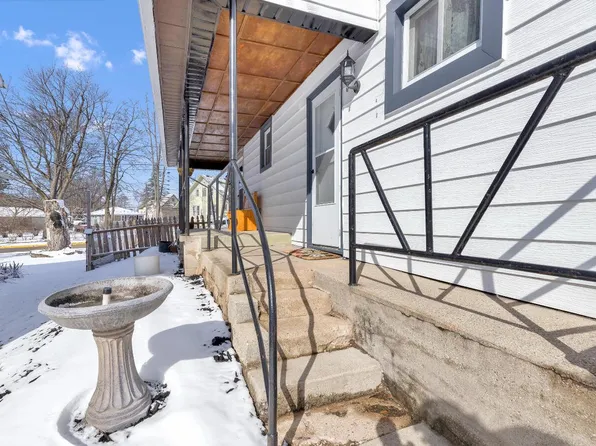 508 Grand AVENUE, Hartford, WI 53027