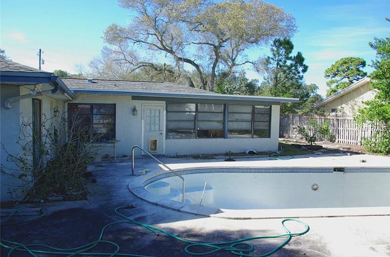 2nd image of 10327 Bay Hills Dr