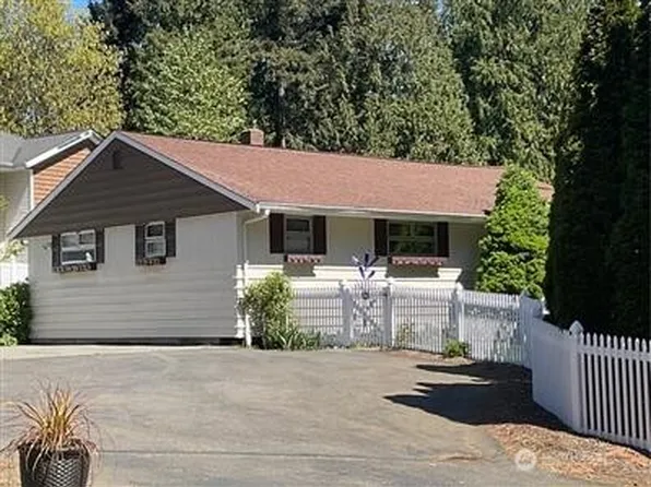 12834 NE 70th Place, Kirkland, WA 98033