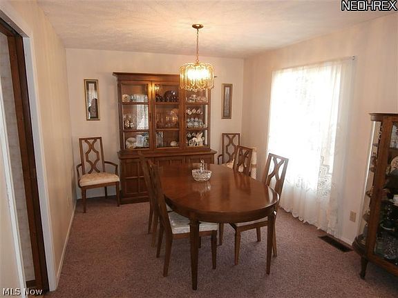 3rd image of 22287 Rock Creek Cir