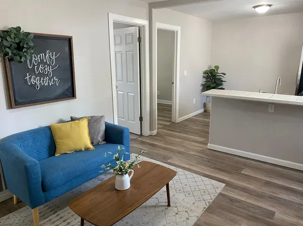 956 Xavier St, Denver, CO 80204