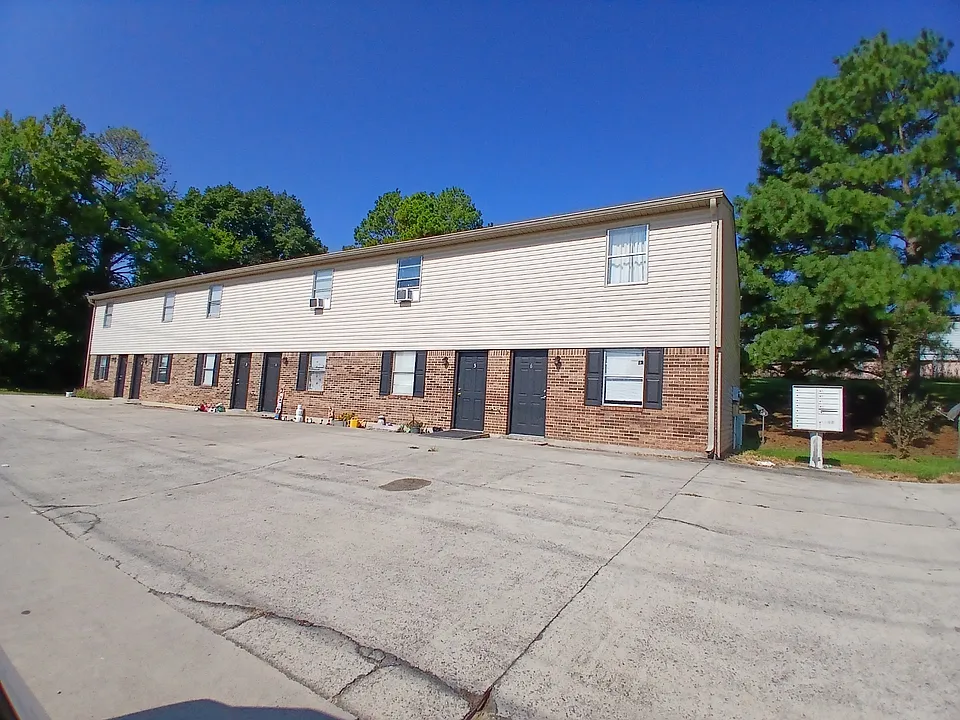3225 Old Tasso Rd NE #12