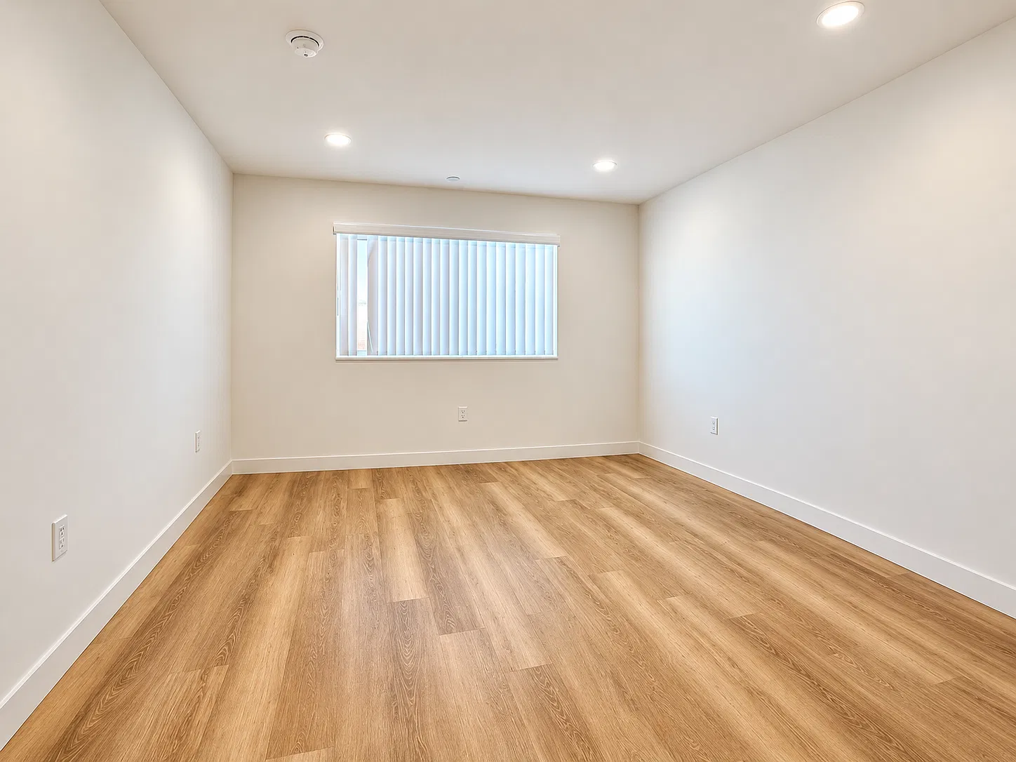 14825 Delano Property — Photo 3