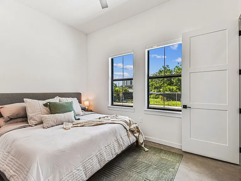 1218 E Kay St #21 — Photo 16