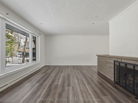 4th image of 537 Blythwood Rd