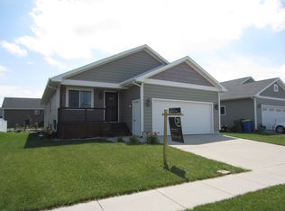 1308 15th St S, Brookings, SD 57006