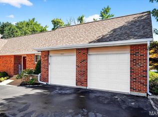 1319 Tahoe Valley Ct, Ballwin, MO 63021