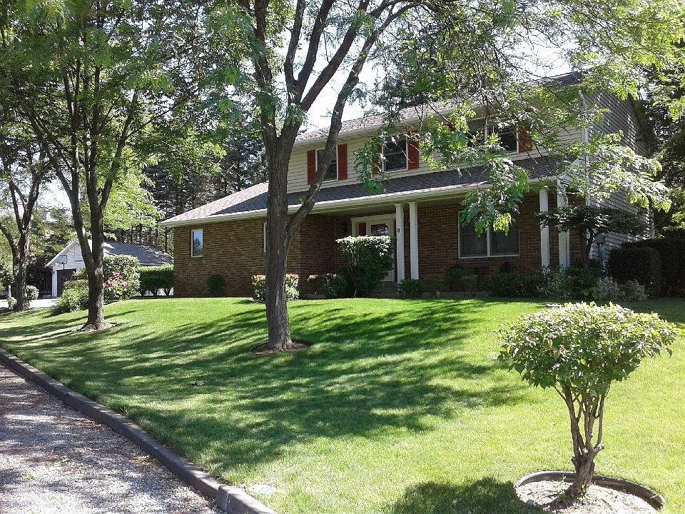 1st image of 118 Sylvan Crest Dr