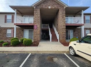 7802 Alfred Schlatter Dr #102, Louisville, KY 40214