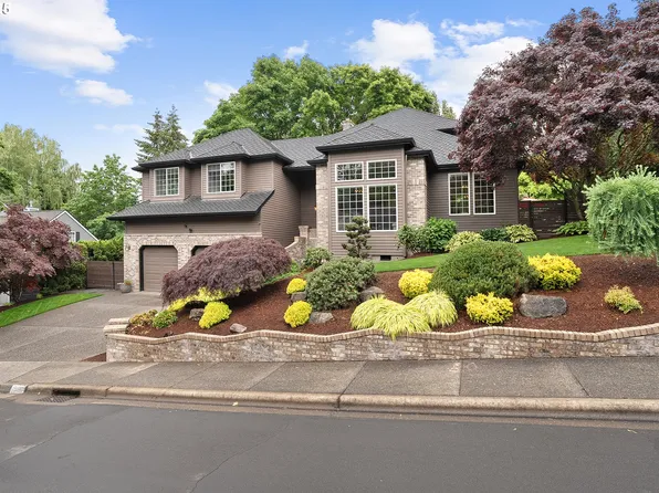 15137 SW Peachtree Dr, Portland, OR 97224