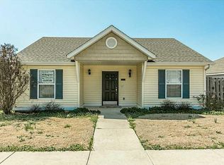 4355 W Pecan St, Fayetteville, AR 72704