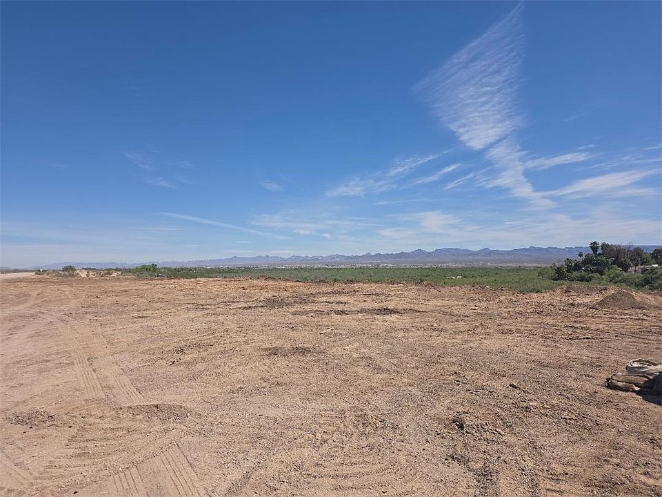 2nd image of 225-23 Dike Rd #37