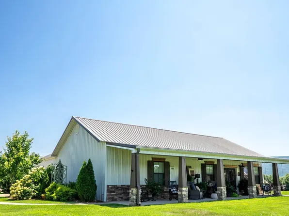 6014 Highway 8 W, Mena, AR 71953