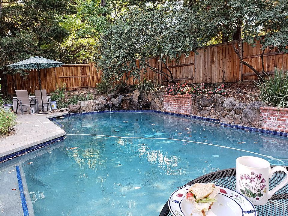1st image of 2020 Sheffield Dr