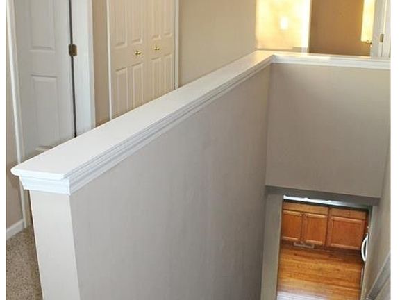 4th image of 7137 Belle Meade Ct