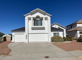 613 Phil Hansen Dr, Canutillo, TX 79835