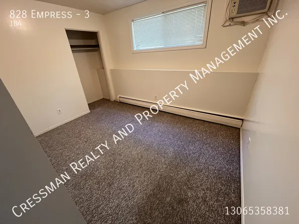 828 Empress, 828 Empress St #3, Regina, SK S4T 5E1