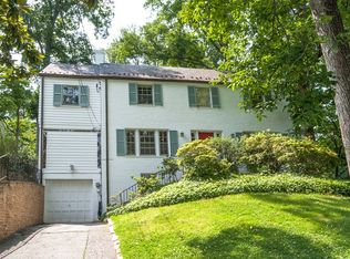 7300 Brennon Ln, Chevy Chase, MD 20815