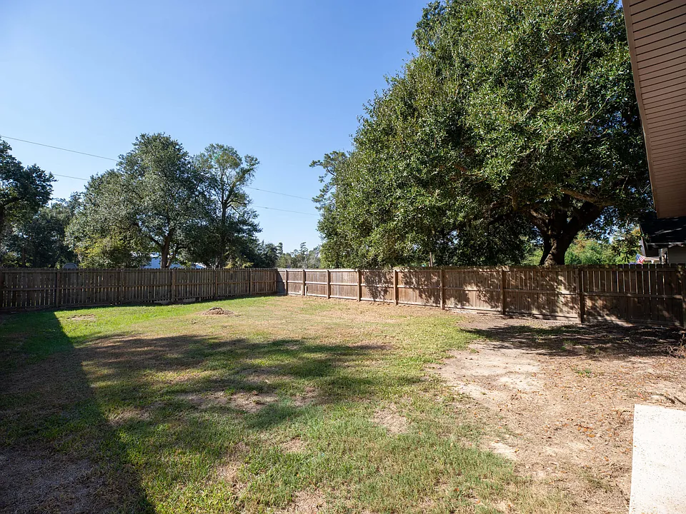 2421_WALKER_ROAD-backyard-scaled_10132025